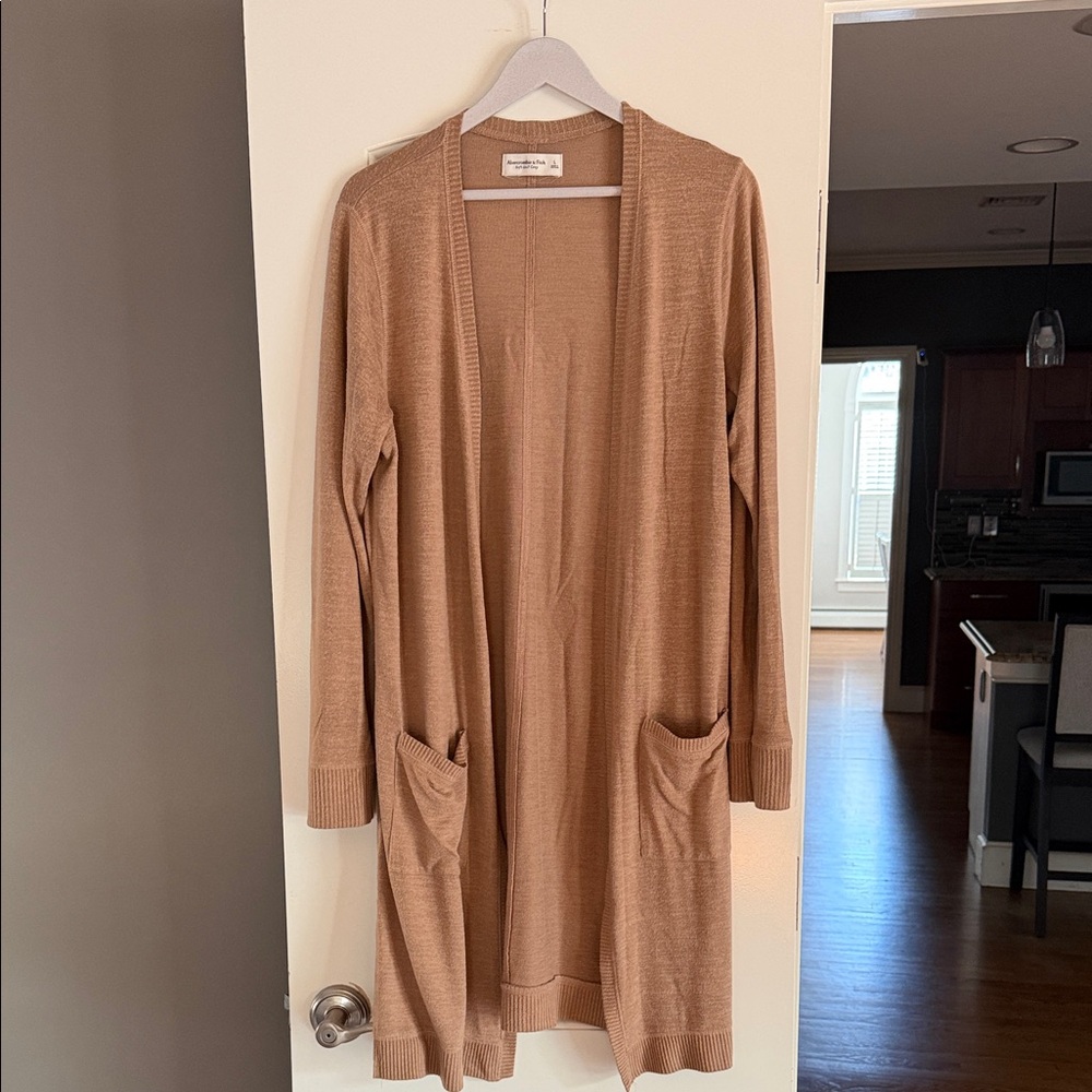 Abercrombie & Fitch Long Open-Front Cardigan in Camel Brown